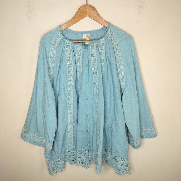 LOGO by Lori Goldstein Tops - LOGO Lori Goldstein Lavish Button Up Shirt Crochet Lace Inset